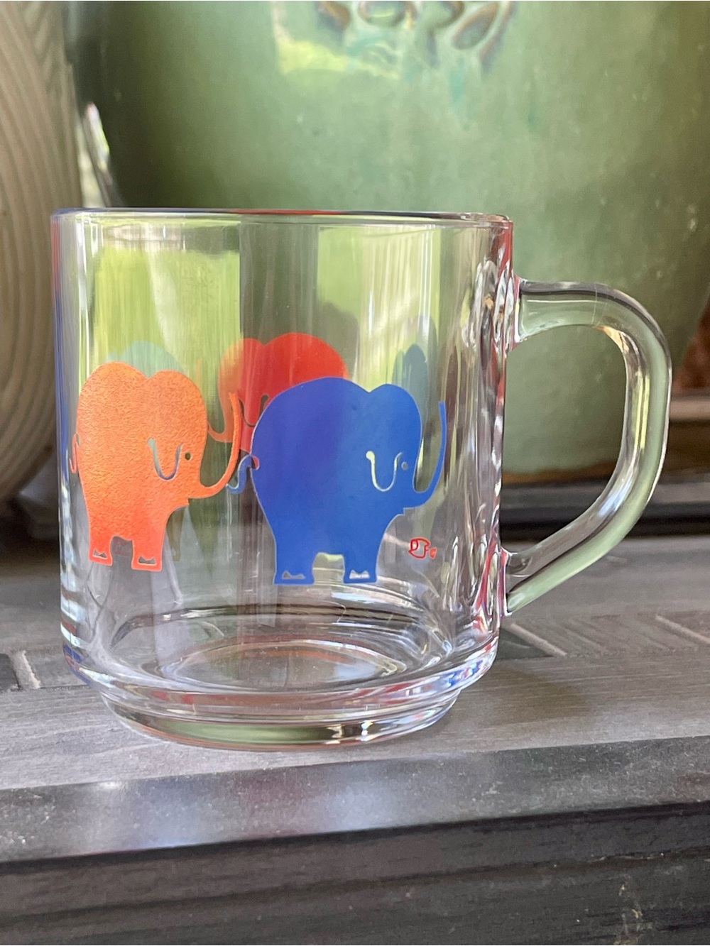 VTG Glass Arcopal Elephant Coffee Tea Mug Cup Made In France EUC Rare 70s Retro